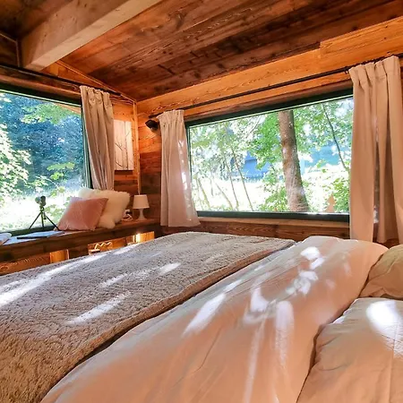 La Du Lys Chalet *